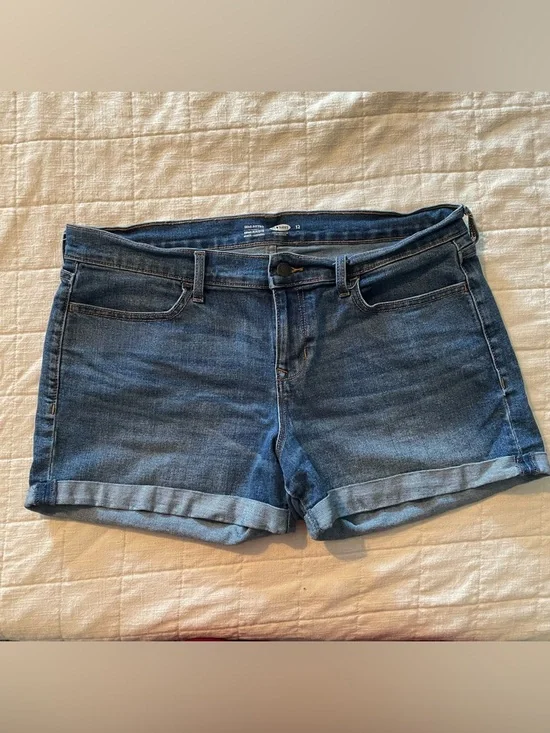 Old Navy Dark Blue Rolled-Hem Denim Shorts - Picture 1 of 4